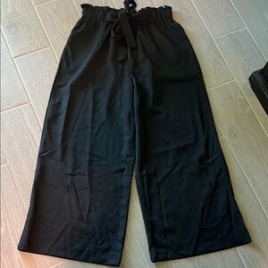 Black Wide-Leg Women's Pants